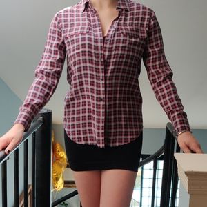 Equipment NEAR MINT CONDITION silk button down.